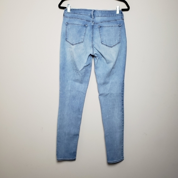 OLD NAVY Light Wash Rockstar Jeans - Picture 8 of 11